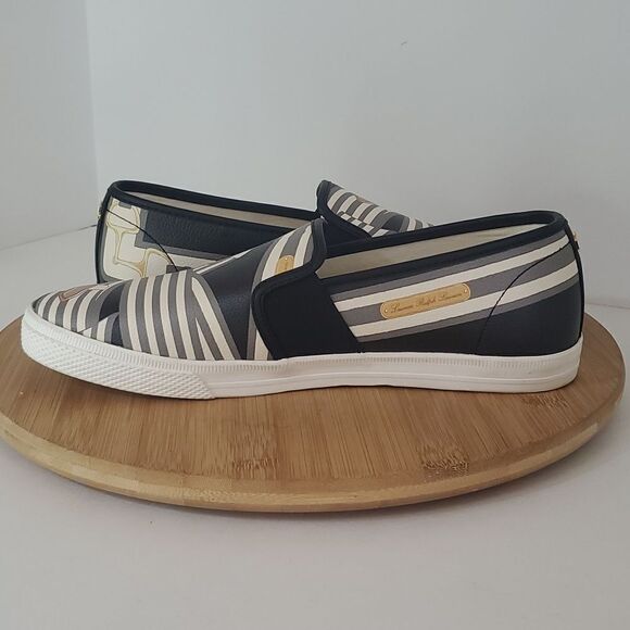 Lauren Ralph Lauren Jinny Slip on Loafer Style Sneaker Women's Size 9.5 - Picture 8 of 10